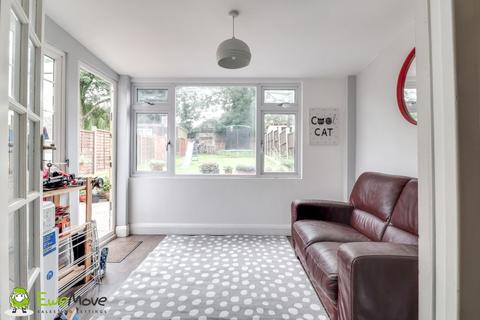 84 Walcot Avenue, Luton, LU2 0PR
