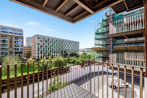 1 bedroom apartment to rent, Pendant Court, Royal Wharf, London, E16