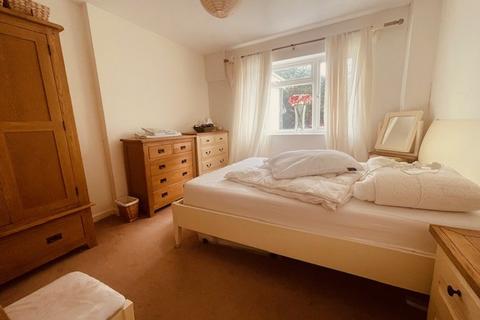 2 bedroom maisonette for sale, Tredenham Close, Farnborough, GU14