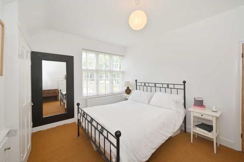 79 Fowlers Walk, London, W5 1BQ