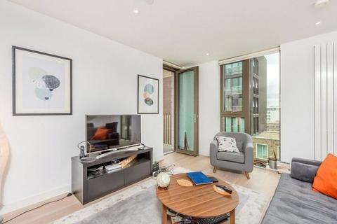 1 bedroom flat to rent - Commodore House, Admiralty Avenue, London, E16