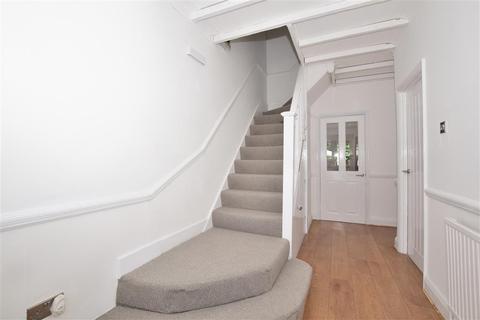 9 Upper Selsdon Road, South Croydon, CR2 8DD
