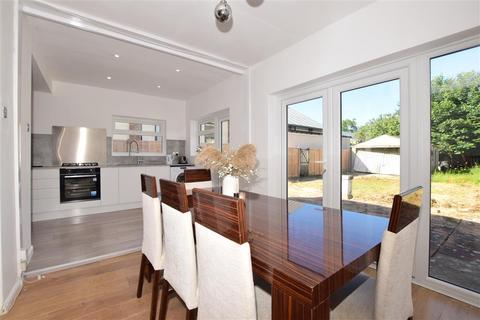 9 Upper Selsdon Road, South Croydon, CR2 8DD
