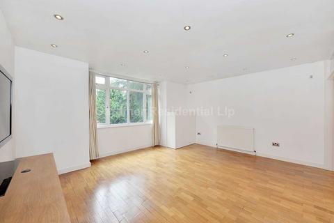 2 bedroom flat to rent, Woodville Gardens, Ealing