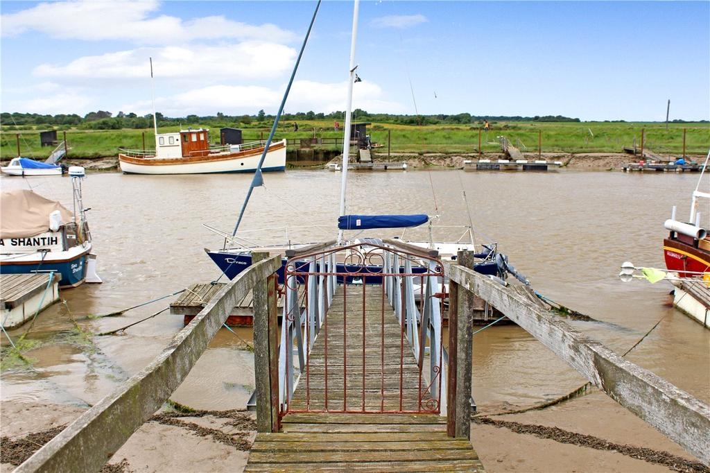Pontoon