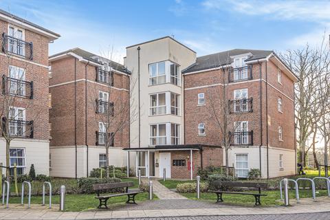 2 bedroom apartment to rent, Markham House, Kenley Place, North Camp Village, Hampshire, gu14