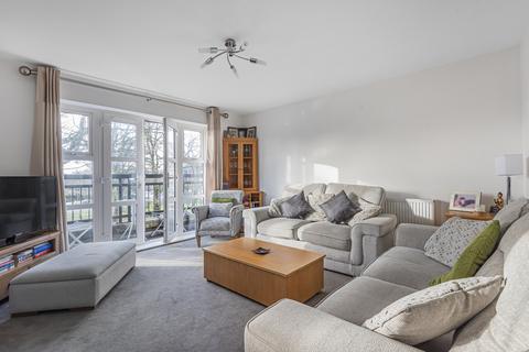 2 bedroom apartment to rent, Markham House, Kenley Place, North Camp Village, Hampshire, gu14