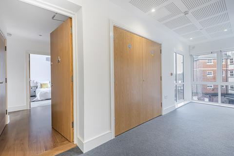 2 bedroom apartment to rent, Markham House, Kenley Place, North Camp Village, Hampshire, gu14