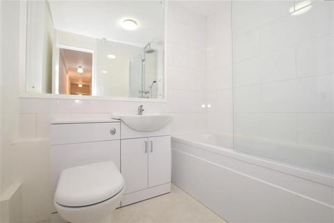 26 Mcintosh Close, Wallington, SM6 9JP