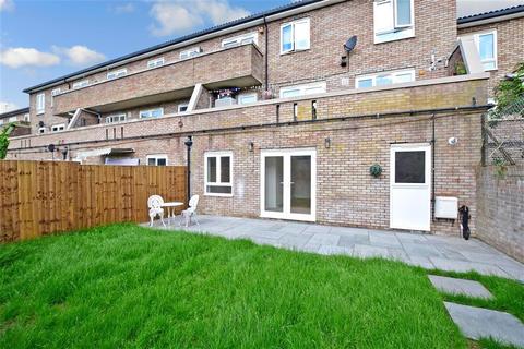 26 Mcintosh Close, Wallington, SM6 9JP