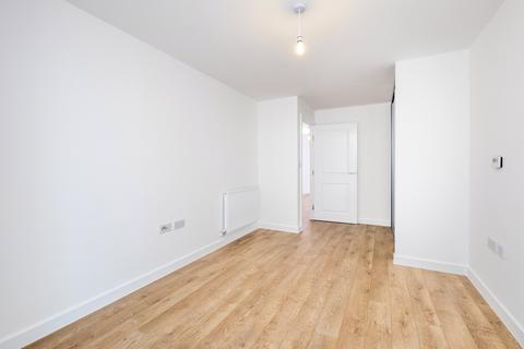 1 bedroom apartment to rent, Kingfisher Heights, Waterside Way, London, N17