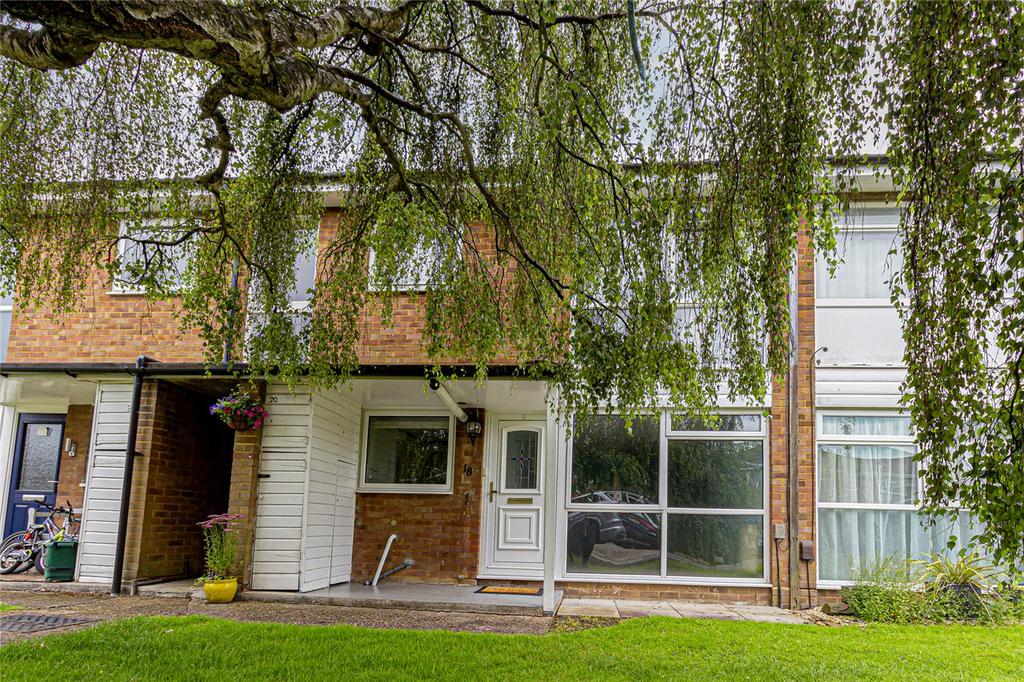 Lea Walk, Harpenden 2 bed flat £310,000