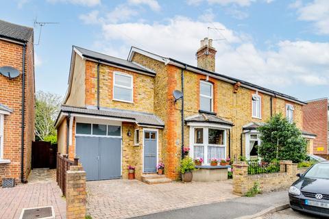 91 Edgell Road, Staines-upon-thames, TW18 2EN