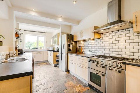 91 Edgell Road, Staines-upon-thames, TW18 2EN
