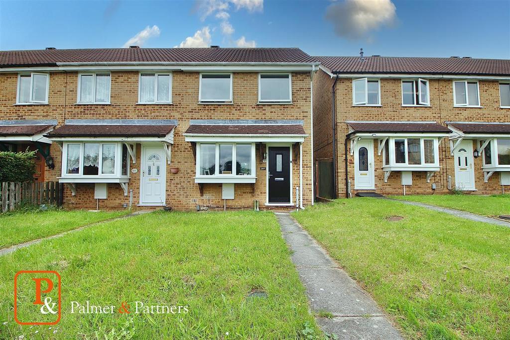 Lavenham Road, Ipswich 2 bed end of terrace house £200,000