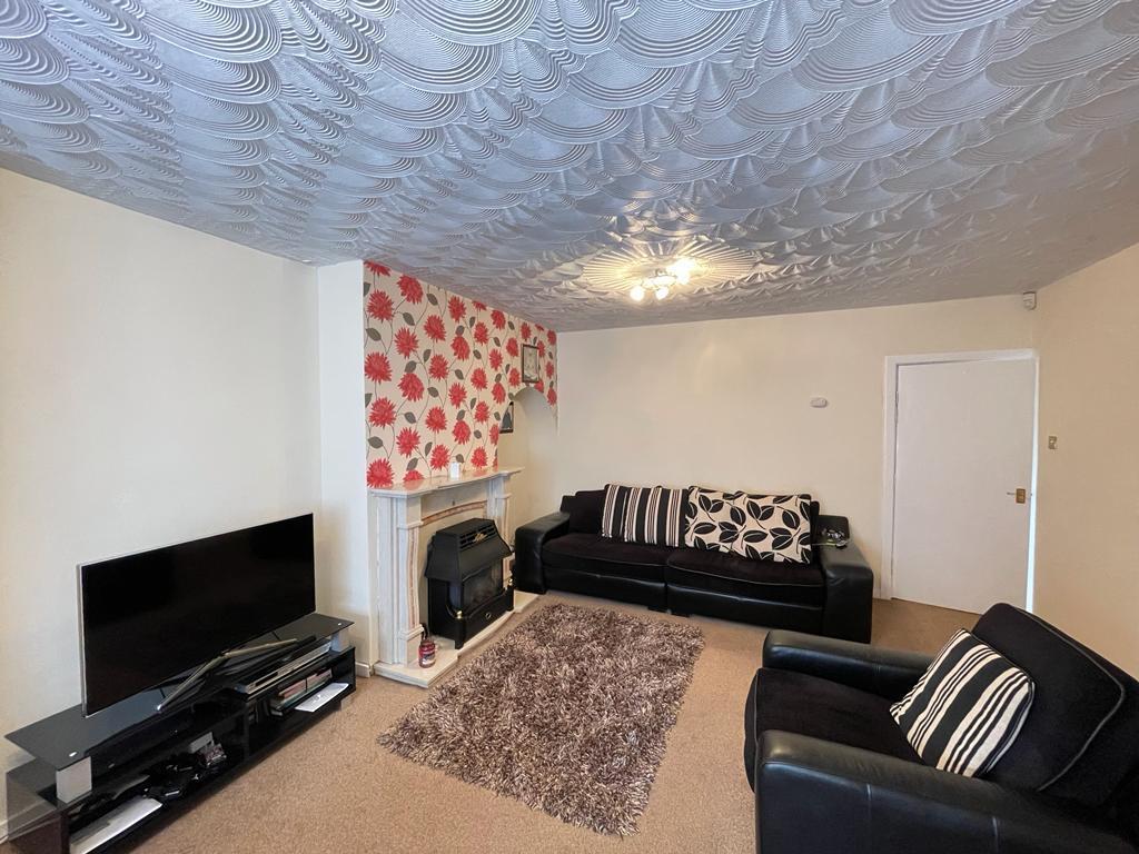 Hollycroft Road, Handsworth, Birmingham, B21 8PP 4 bed end of terrace