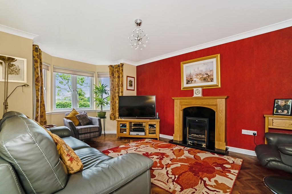 Cowan Road, Kelty, KY4 4 bed detached house £244,500