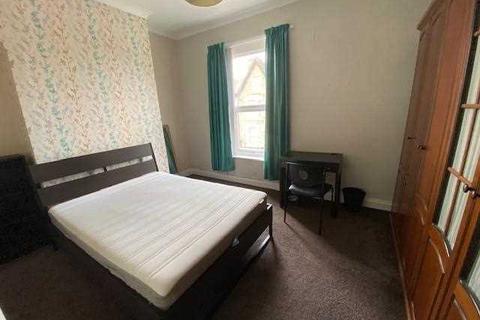 27 Needham Road, Liverpool, L7 0EE