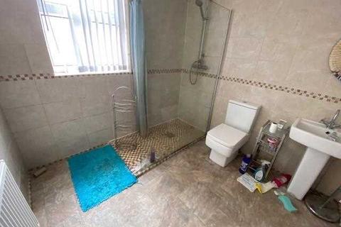 27 Needham Road, Liverpool, L7 0EE