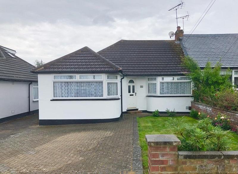 Greenfield Ave, Carpenders Park, Watford WD19 3 bed semidetached