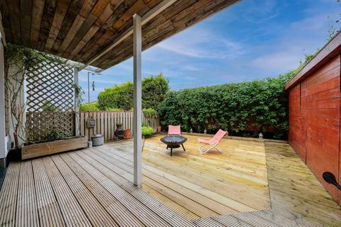 92 Bavelaw Road, Balerno, EH14 7AE
