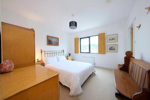 92 Bavelaw Road, Balerno, EH14 7AE