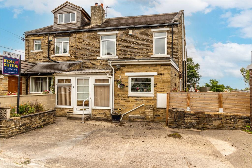 Broad Oak Lane, Hipperholme, HALIFAX... 2 bed terraced house £140,000
