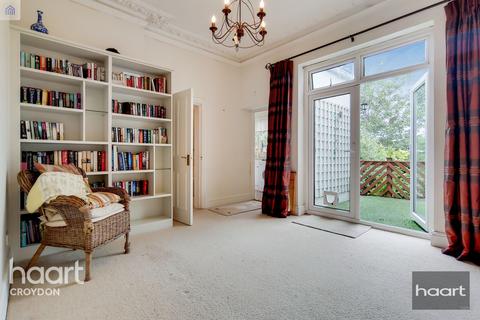 Flat 1, 39 Avondale Road, South Croydon, CR2 6JE