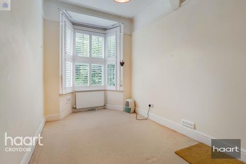 Flat 1, 39 Avondale Road, South Croydon, CR2 6JE