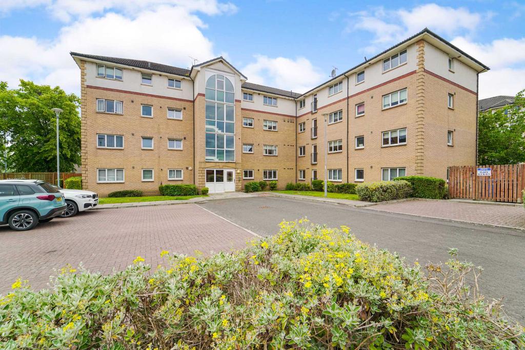 Highgrove Road, Renfrew 2 bed flat £125,000