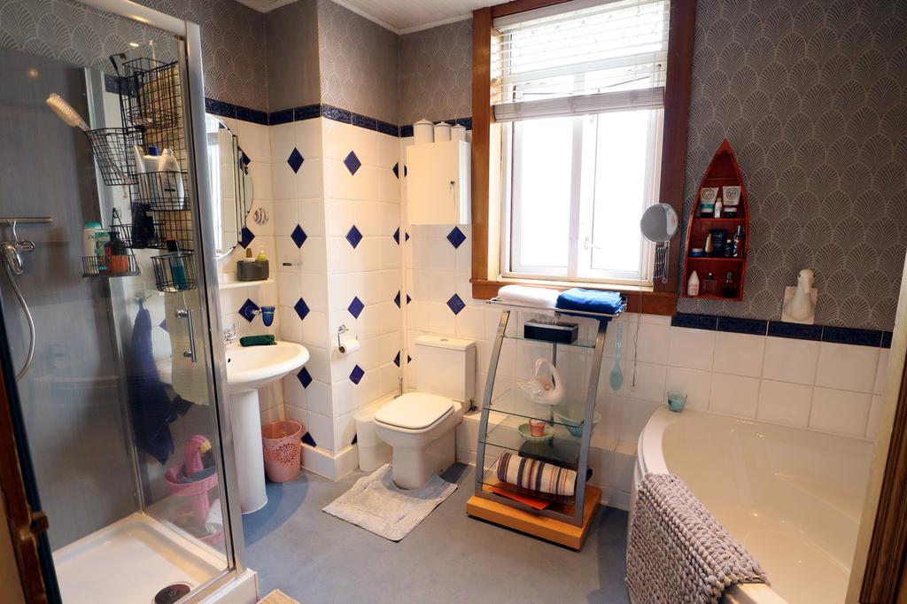 Family bathroom