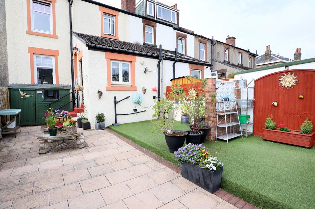 Rear garden (2)