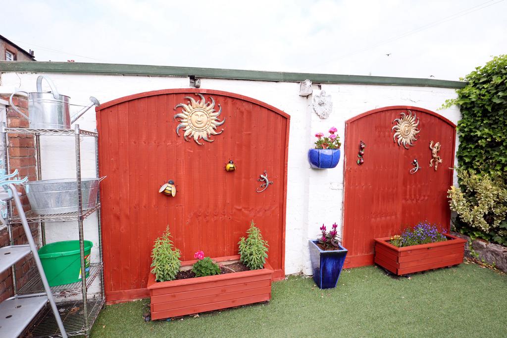 Rear garden (3)