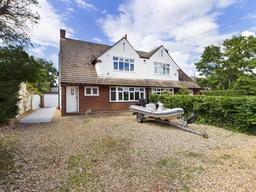 Milton Road, Cambridge 4 bed semidetached house £895,000