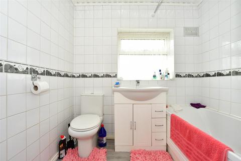 117 Midfield Way, Orpington, BR5 2QW