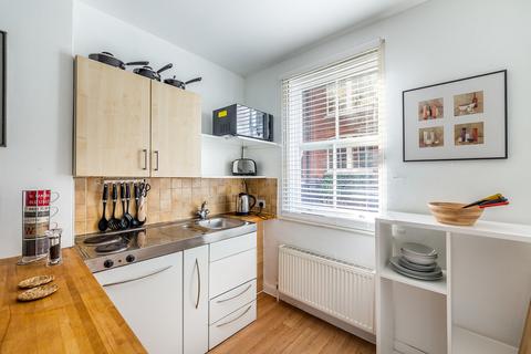 1 bedroom apartment to rent, Neal Street, Seven Dials WC2