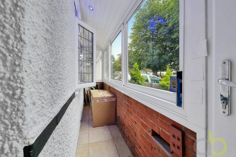57 Chestnut Avenue, Grays, RM16 2UH
