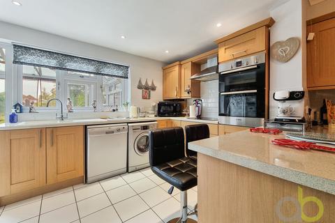57 Chestnut Avenue, Grays, RM16 2UH