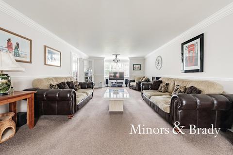 8 Blackberry Close, Dereham, NR20 3TB