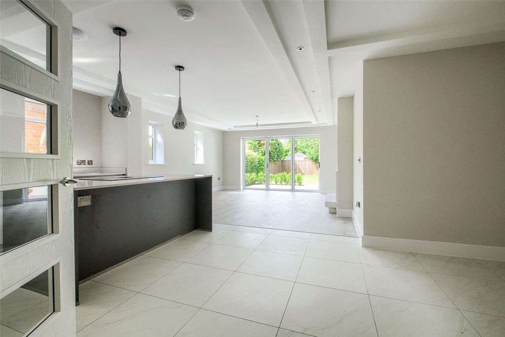 Kitchen/Living Space