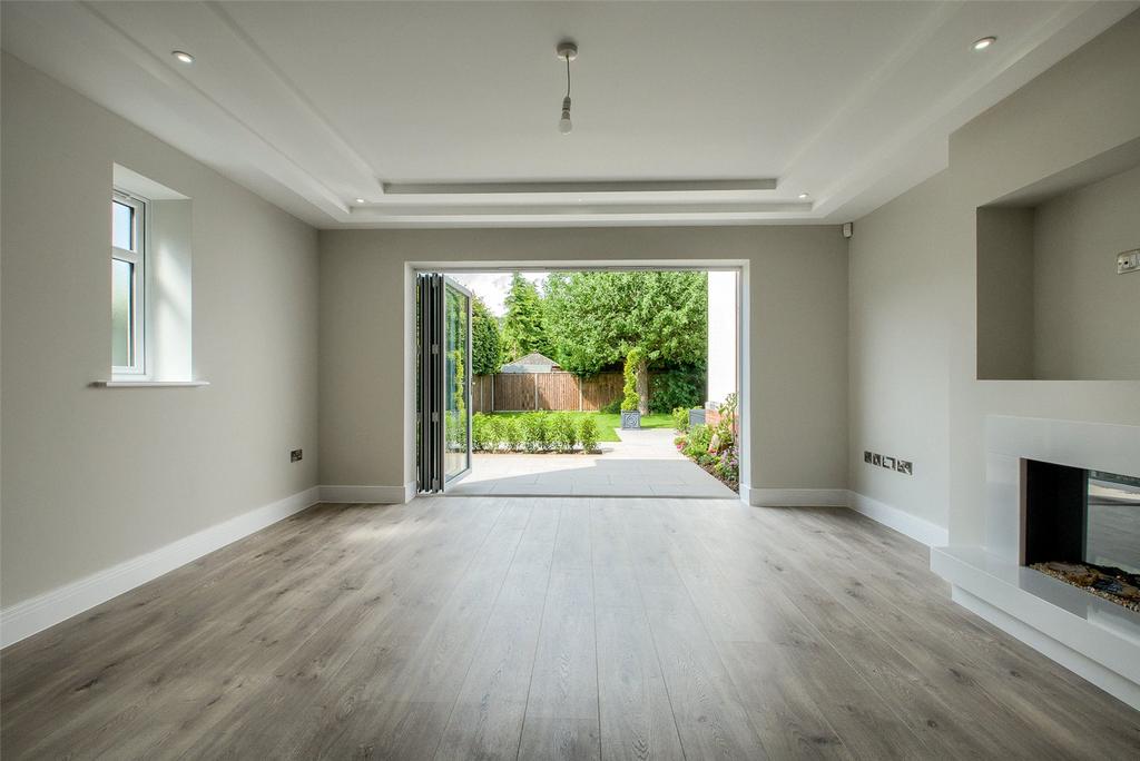 Kitchen/Living Space
