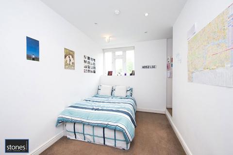 3 bedroom apartment to rent, Islip Street, Kentish Town, London, NW5