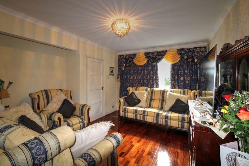 Windyridge road sutton coldfield b76 1hr 5 bed semidetached house £