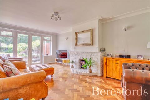 12 Randalls Drive, Hutton, Brentwood, CM13 1NW
