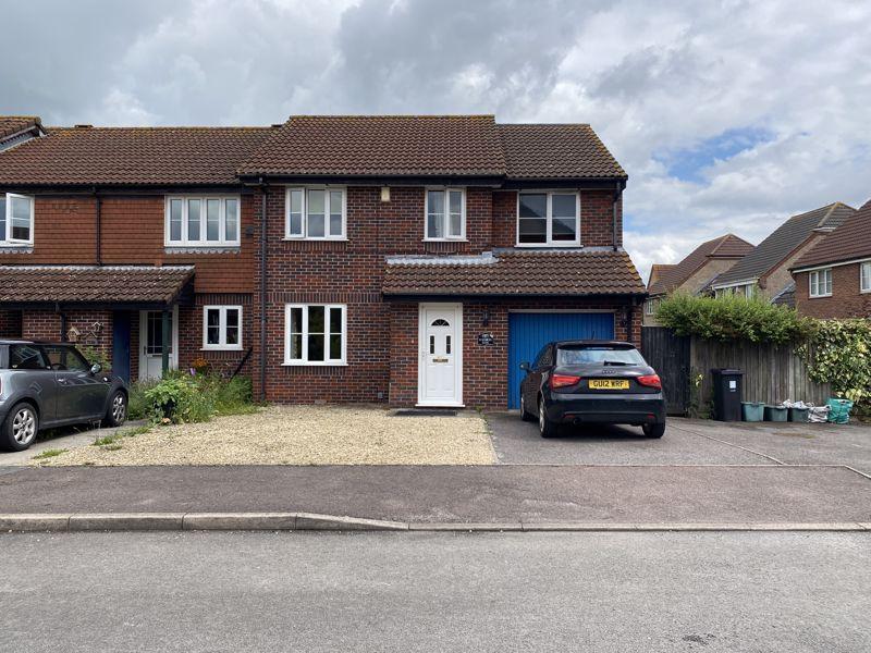 Badgers Close, Bristol 4 bed detached house £1,650 pcm (£381 pw)