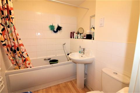 9 Ashgate Road, Hucknall, Nottingham, NG15 7UT