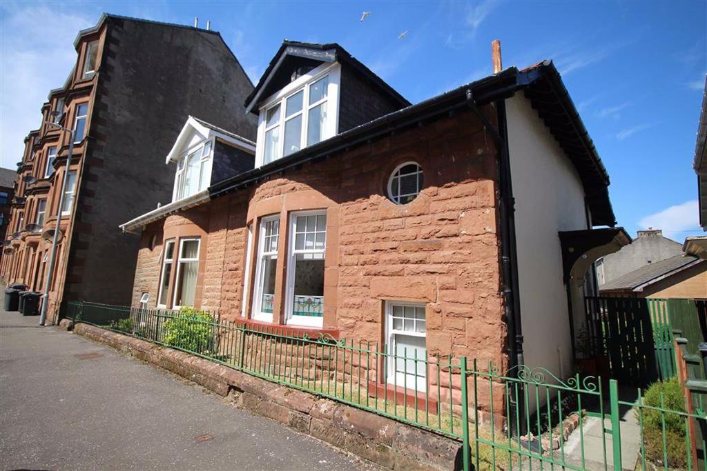 Armadale Place, Greenock 3 bed semidetached house £112,000