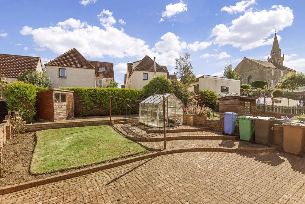 Main Street, Ceres, Fife 3 bed terraced house £150,000