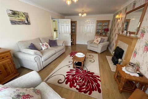 21 Ger Yr Ysgol, Burry Port, SA16 0FT