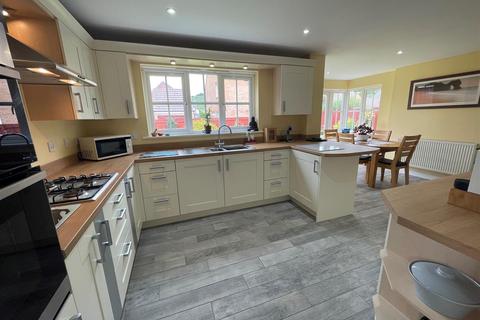 21 Ger Yr Ysgol, Burry Port, SA16 0FT